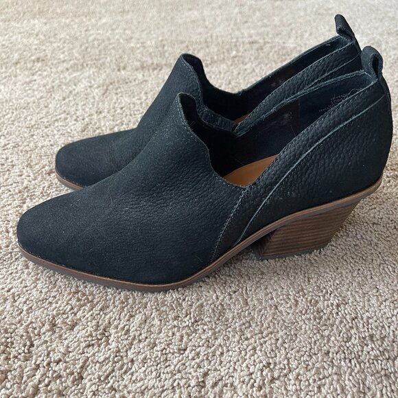 Lucky Brand Black Ankle Booties - Picture 1 of 7